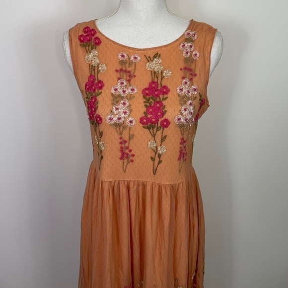 Sundance Floral Tender Moments Dress - Picture 3 of 8